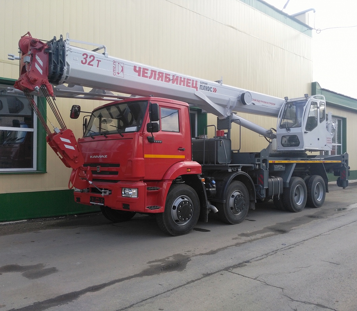 Автокран Челябинец КС-55733 на шасси КамАЗ 6540